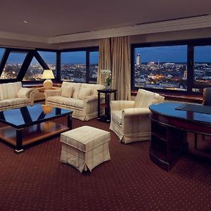 Presidential King Suite